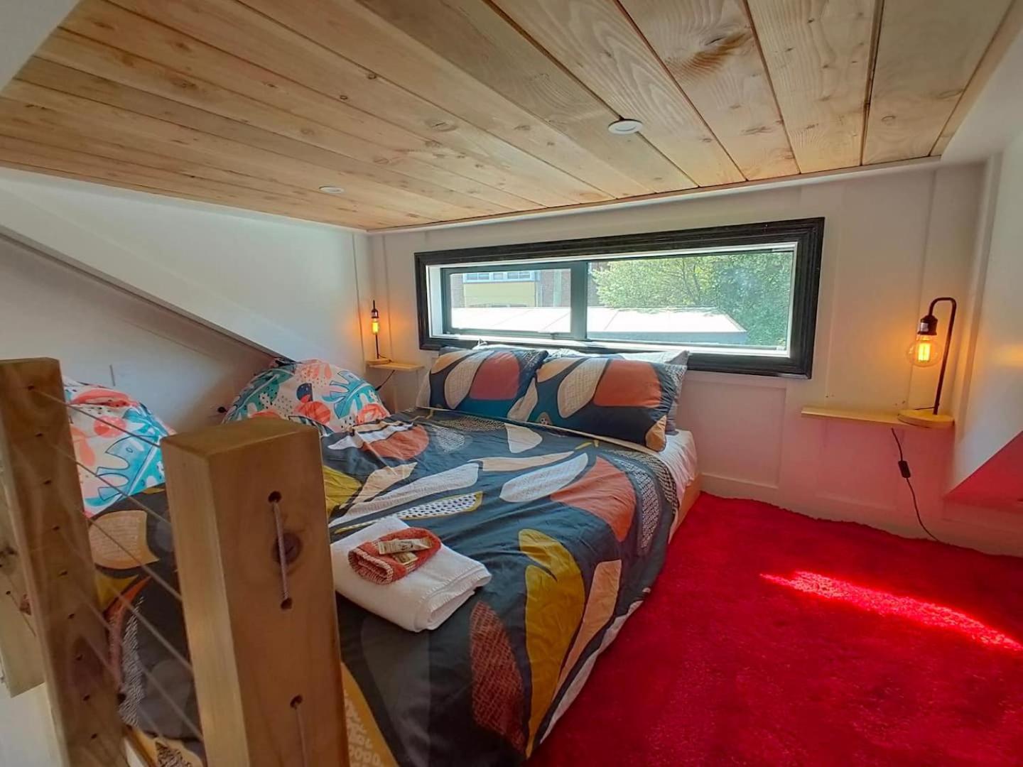 A Stone'S Throw From Town Tiny Home Dunedin Buitenkant foto